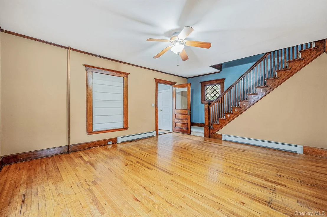 Photo of 215 West Avenue