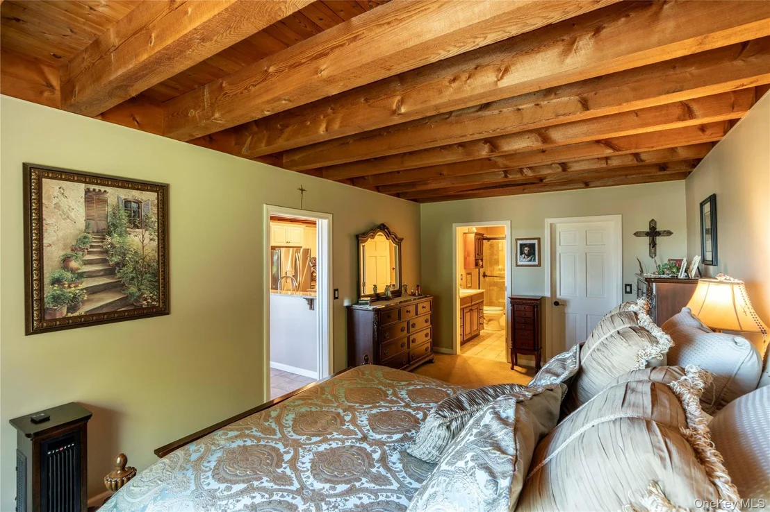 Photo of 115 N Smith Road