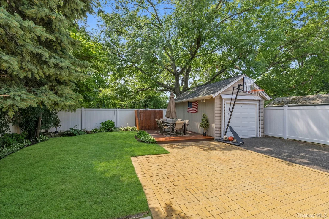 Photo of 144 Buckingham Place