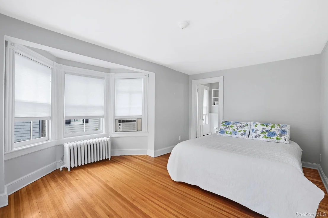 Photo of 95 Edgemont Road