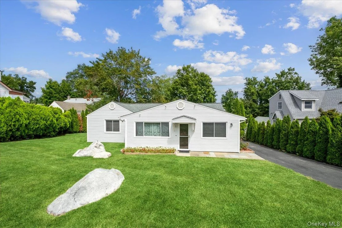 Photo of 333 Rockledge Road