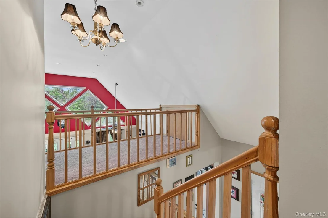 Photo of 48 Farries Avenue