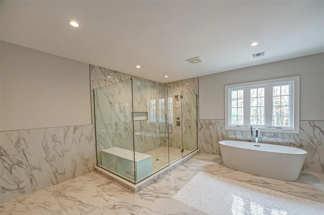 Photo of 210 Laurel Lane