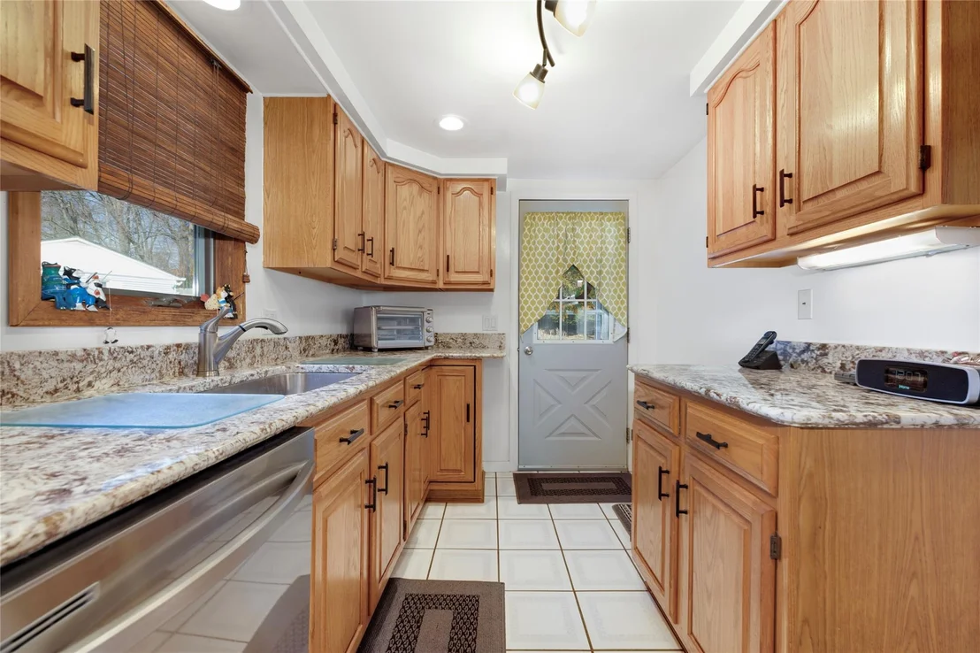Photo of 47 Pine Avenue