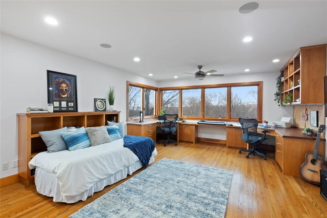 Photo of 44 Riverview Road