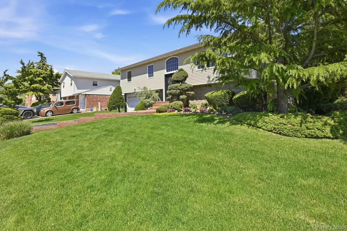 Photo of 8 Herkimer Avenue