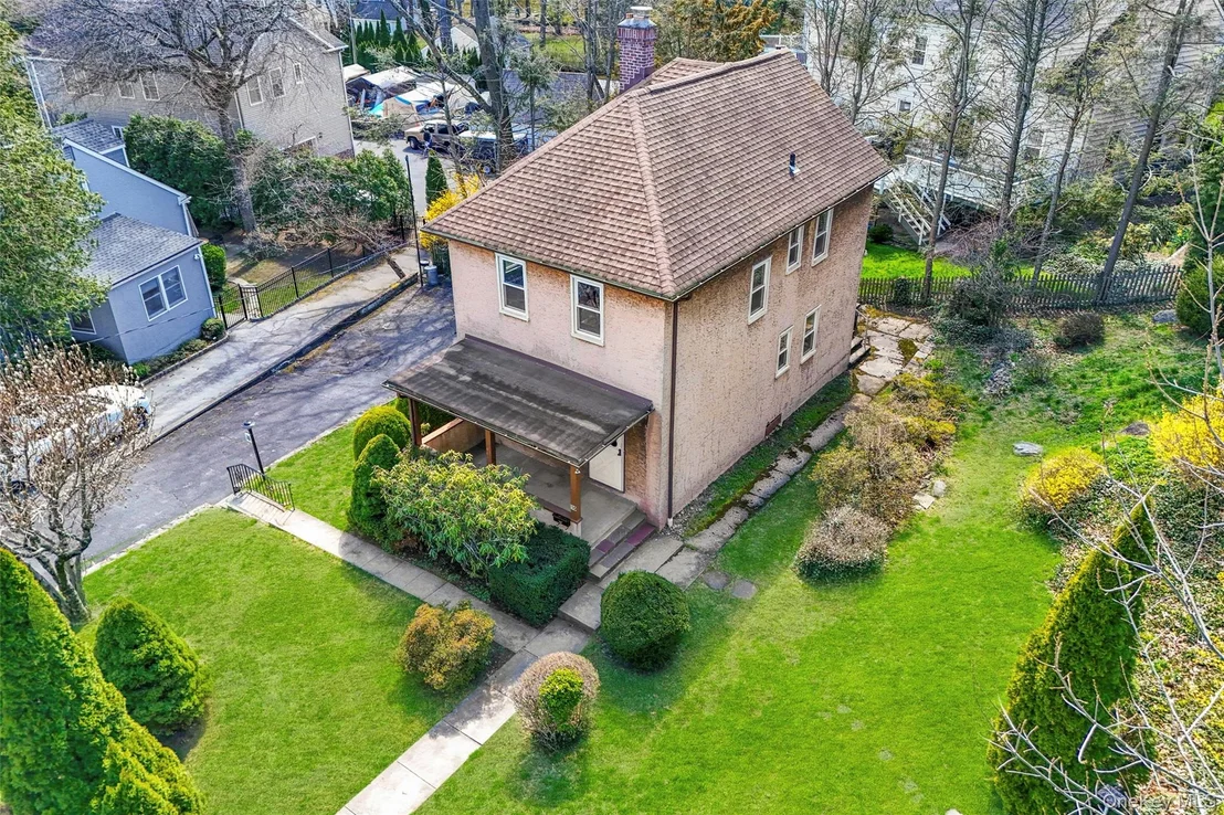 Photo of 10 Harrison Drive