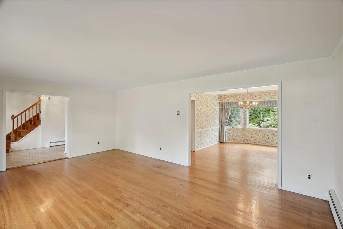Photo of 54 Robbins Drive