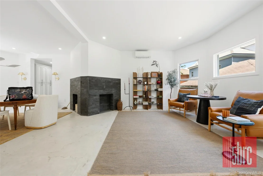 Photo of 1205 Beverley Road