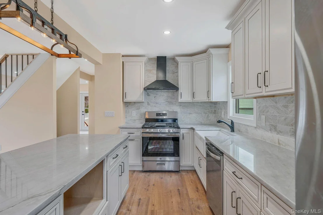 Photo of 87 Sobro Avenue