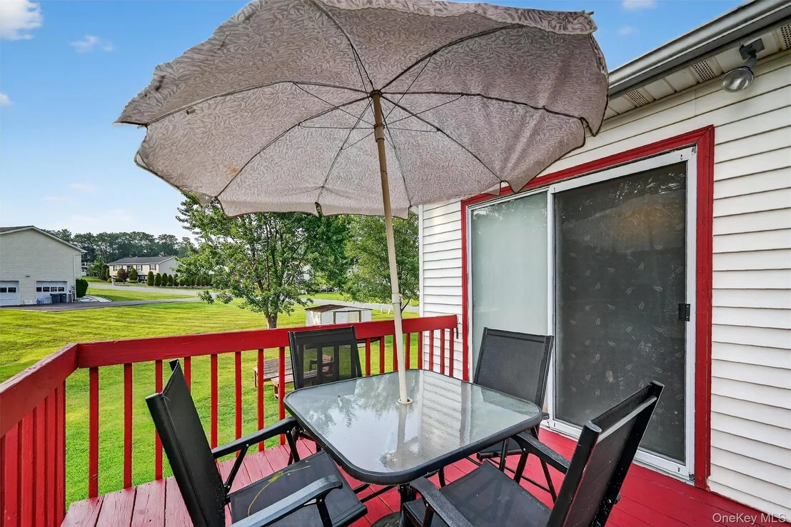 Photo of 1 Windsor Square Drive