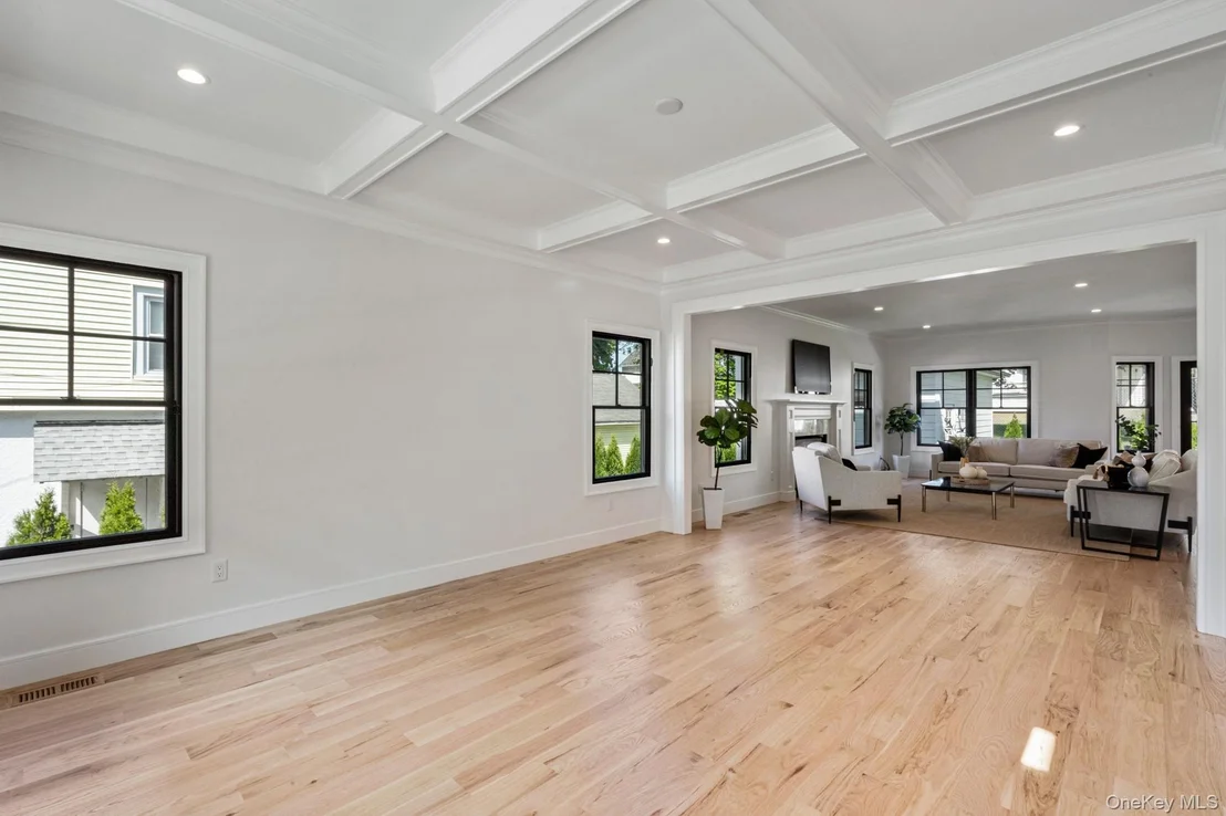 Photo of 33 3rd Street