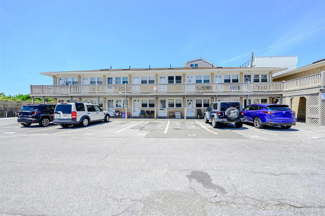 Photo of Unit 11 at 979 Oceanfront