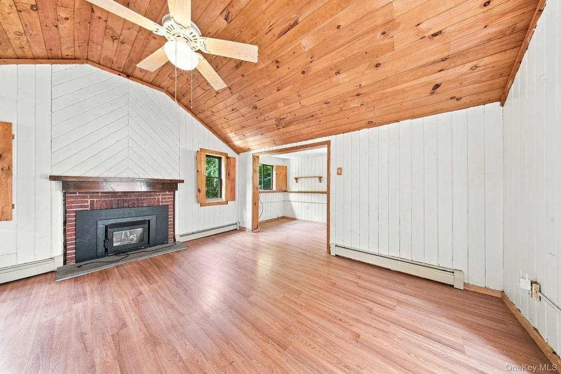 Photo of 49 Maple Trail