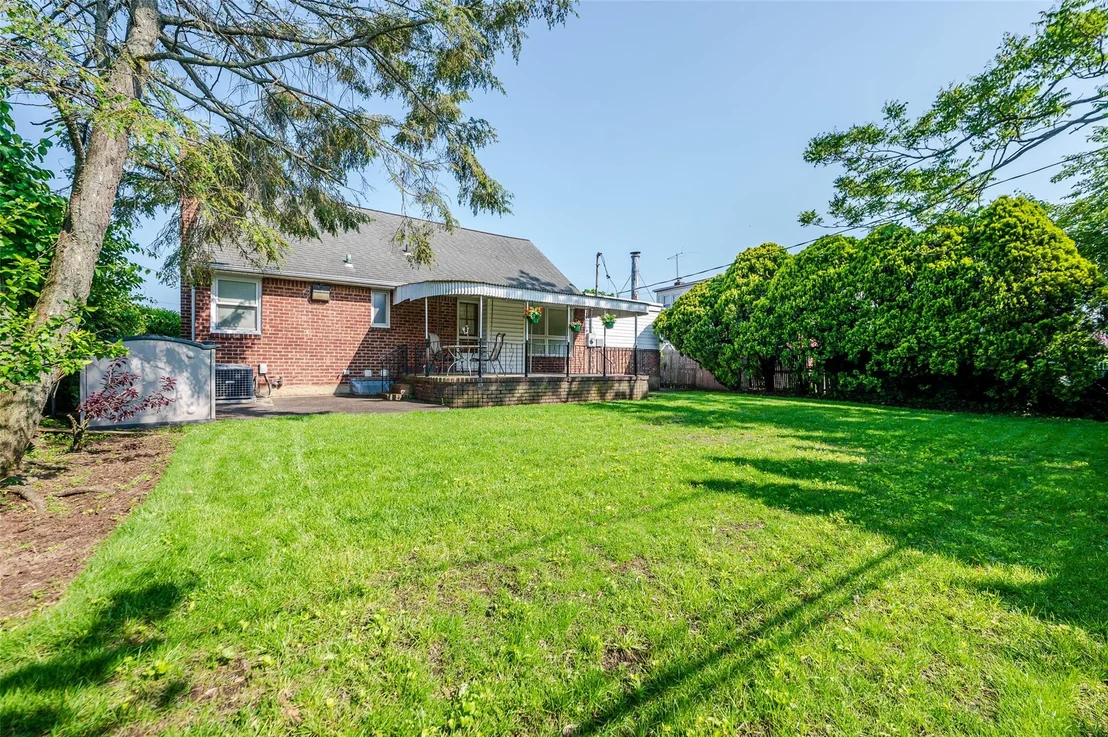 Photo of 1158 Lorraine Drive
