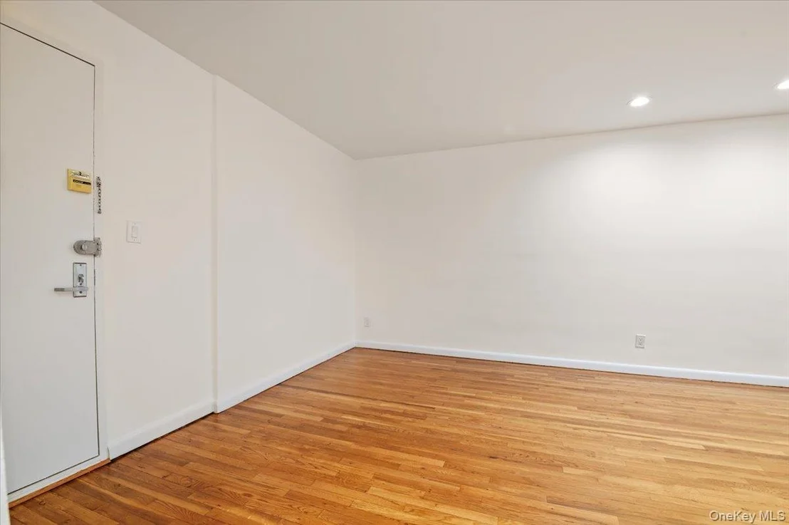 Photo of Unit 2D at 25 Chapel Place