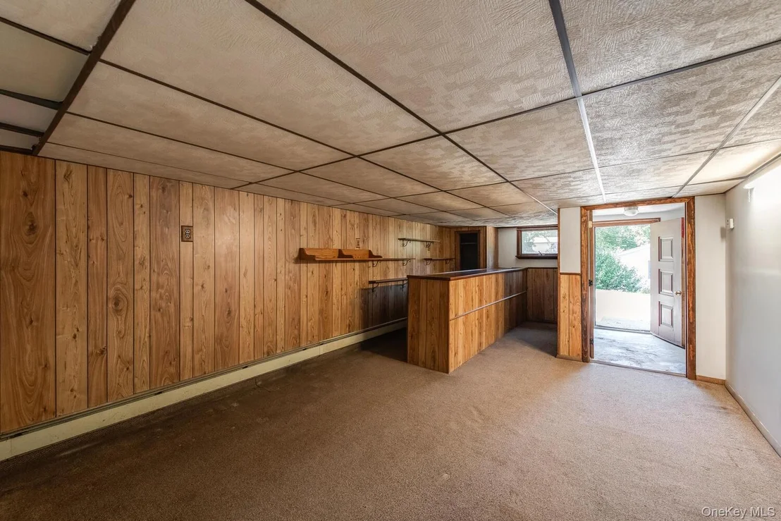 Photo of 44 Pine Woods Road