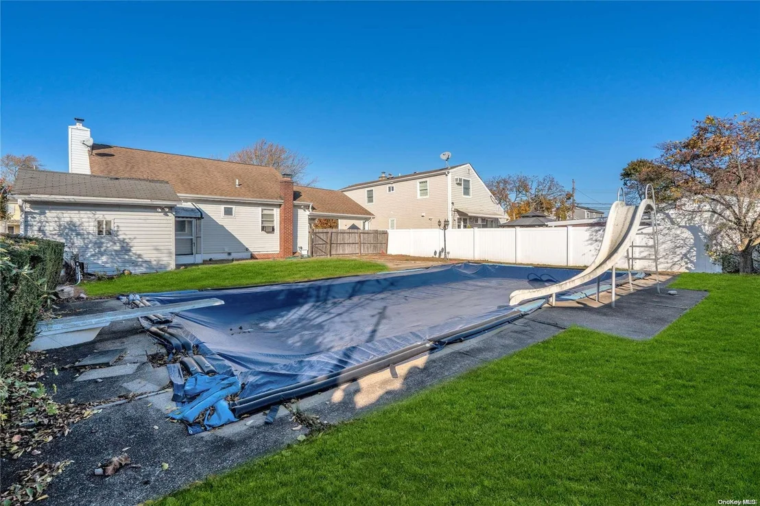 Photo of 128 Gracie Drive