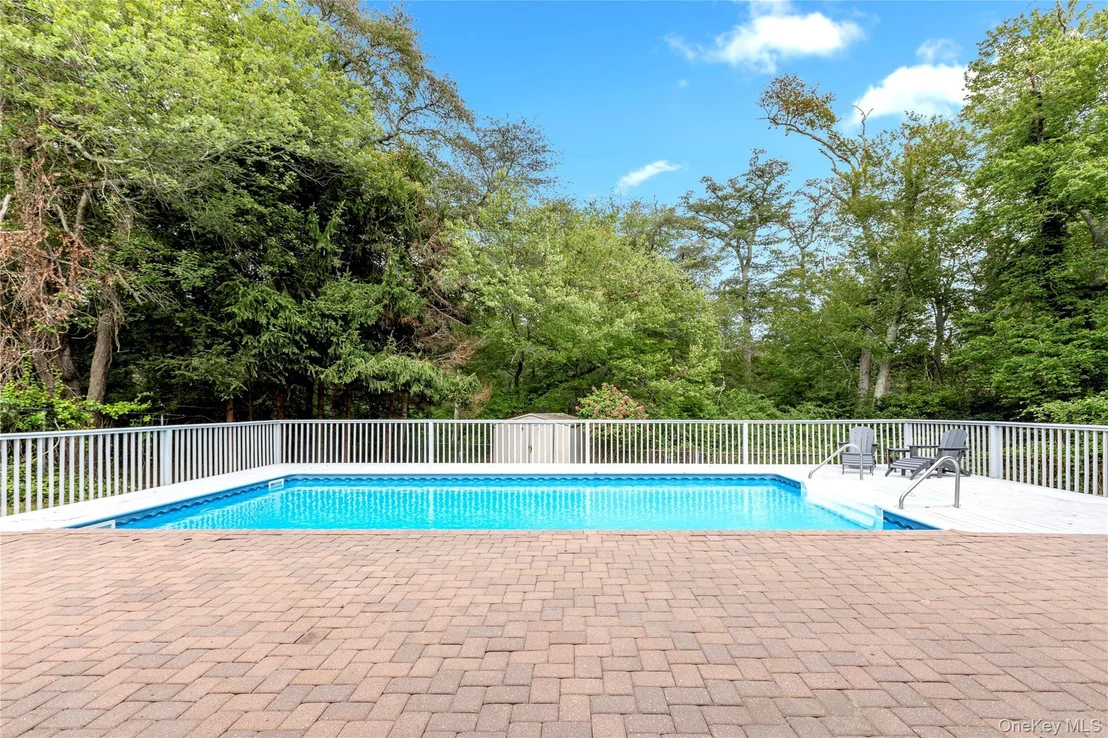 Photo of 19 Mott Drive
