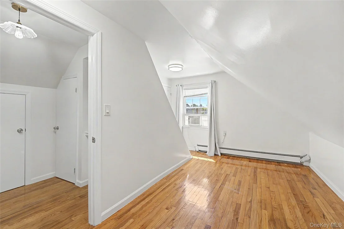 Photo of 545 7th Avenue