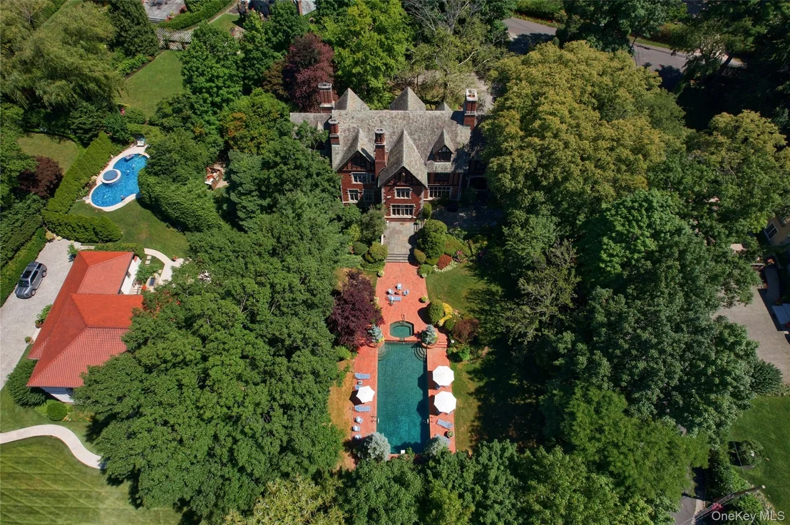 Photo of 107 Bayview Road
