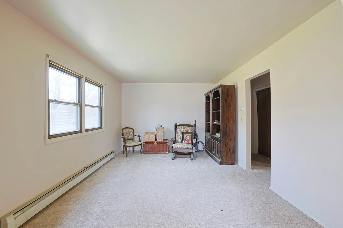 Photo of 73 Pine Avenue