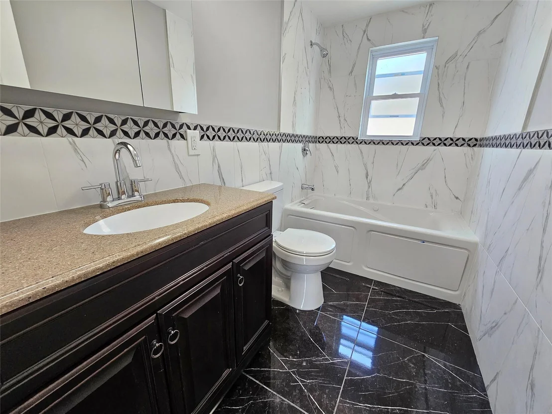 Photo of 71 Ludlam Avenue