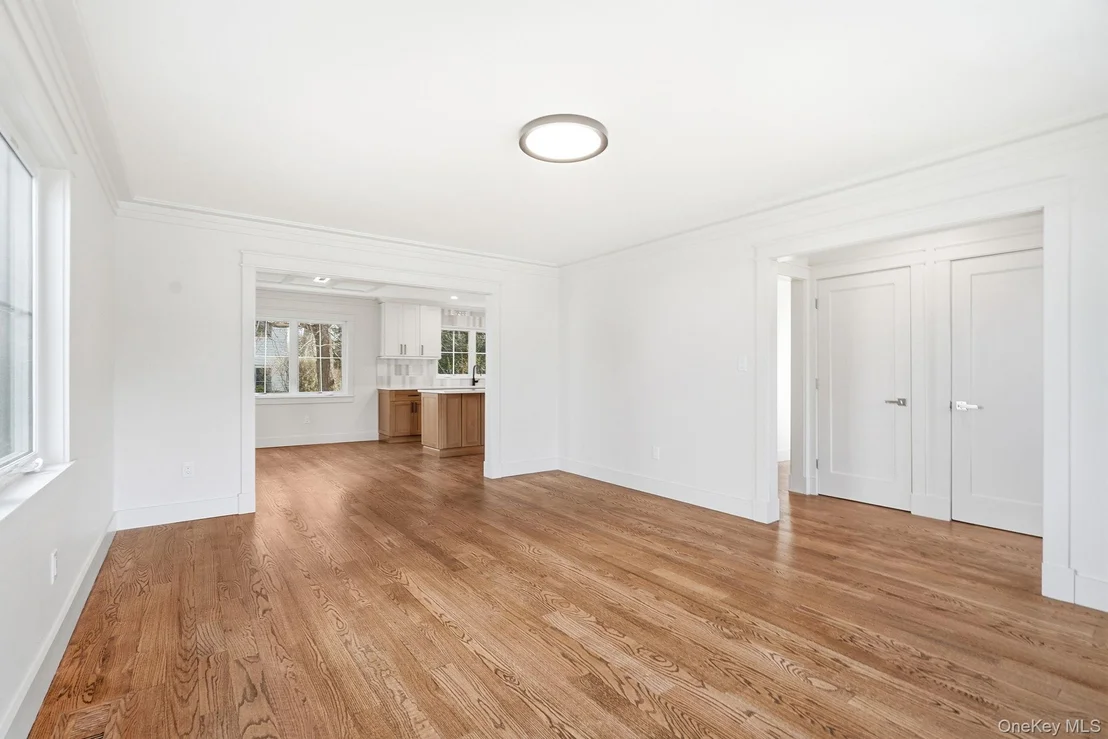 Photo of 54 Lindbergh Avenue