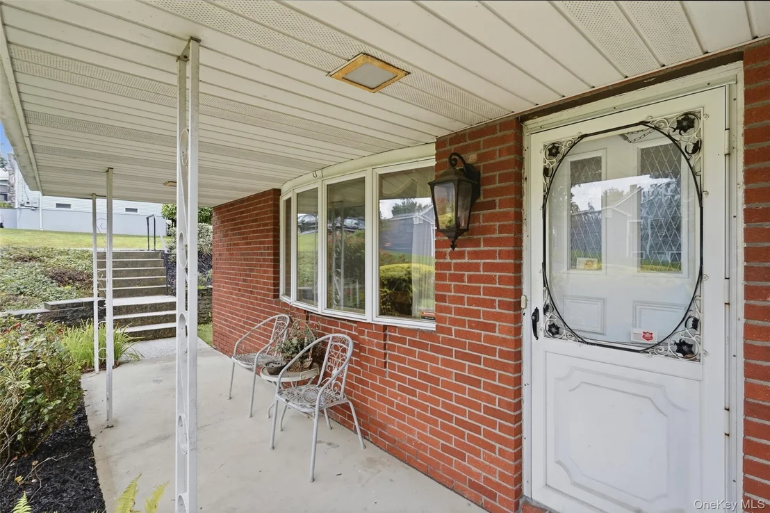 Photo of 8 Boulder Road