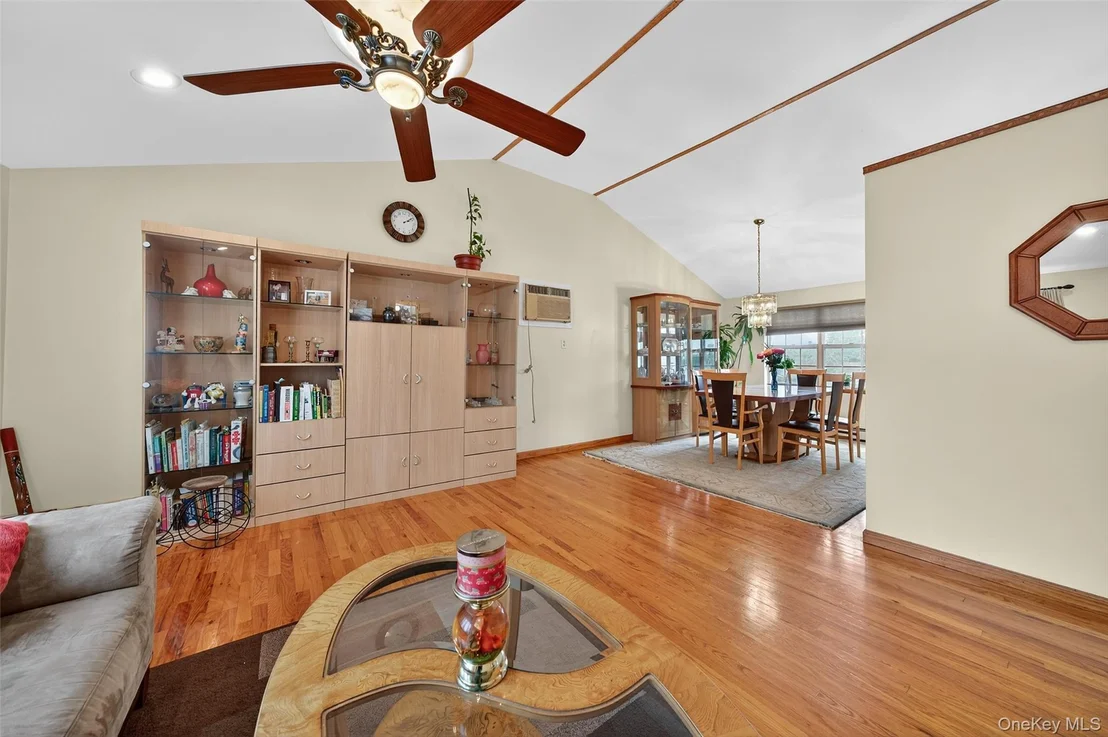 Photo of 23 Macintosh Drive