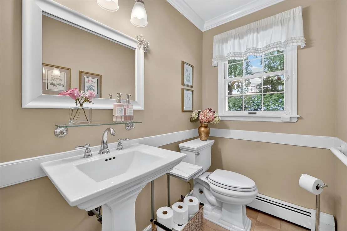 Photo of 38 Middale Road