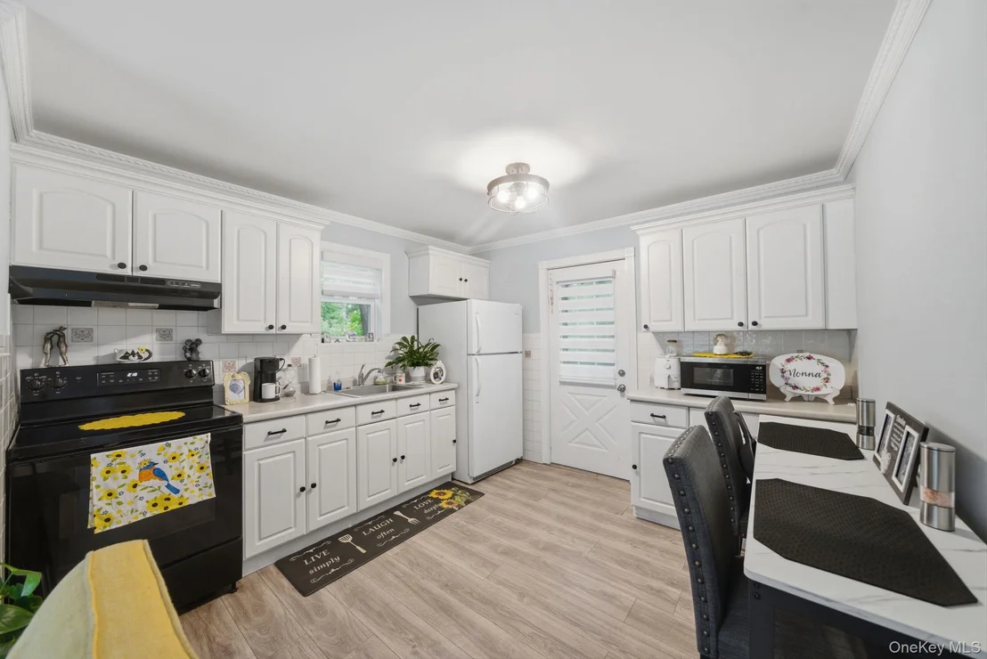 Photo of 411 Glen Drive
