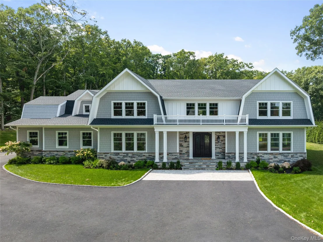 Photo of 541 Split Rock Road