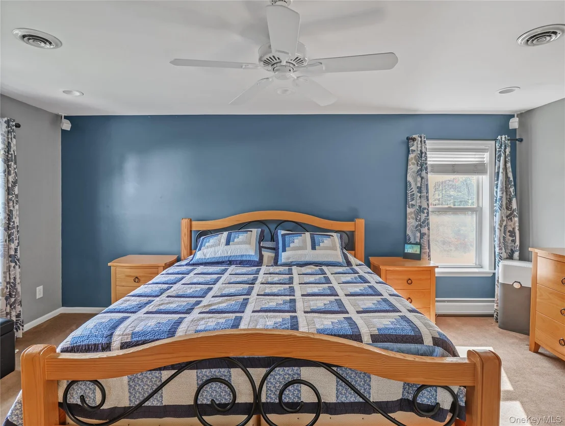 Photo of 30 Larkin Lane