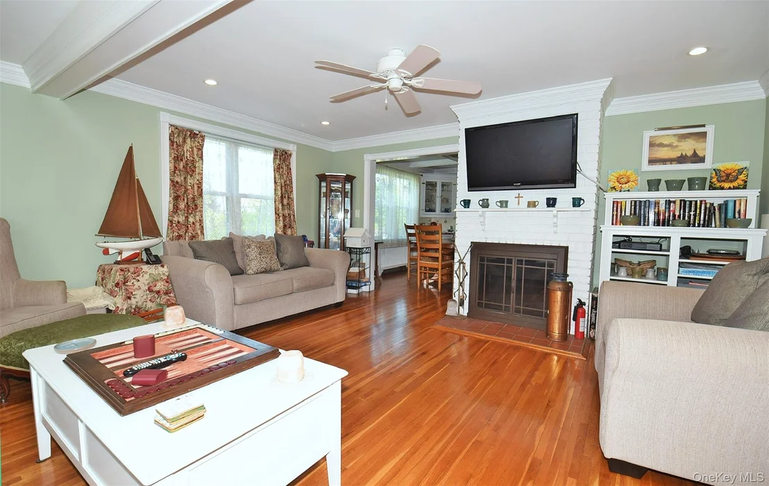 Photo of 19 and 19A Brook Street