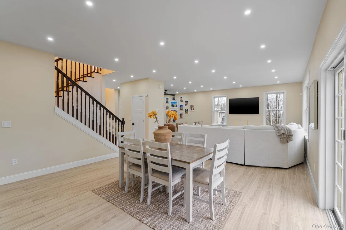 Photo of 159 Rombout Road