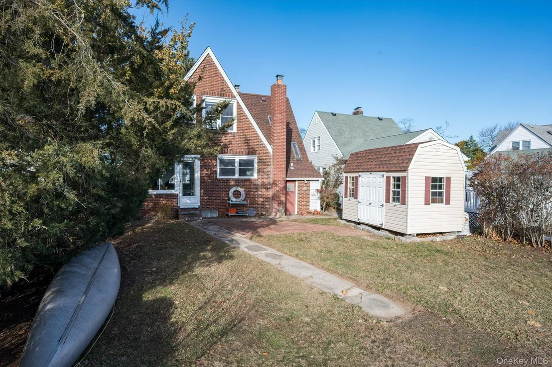 Photo of 68 Stuart Avenue