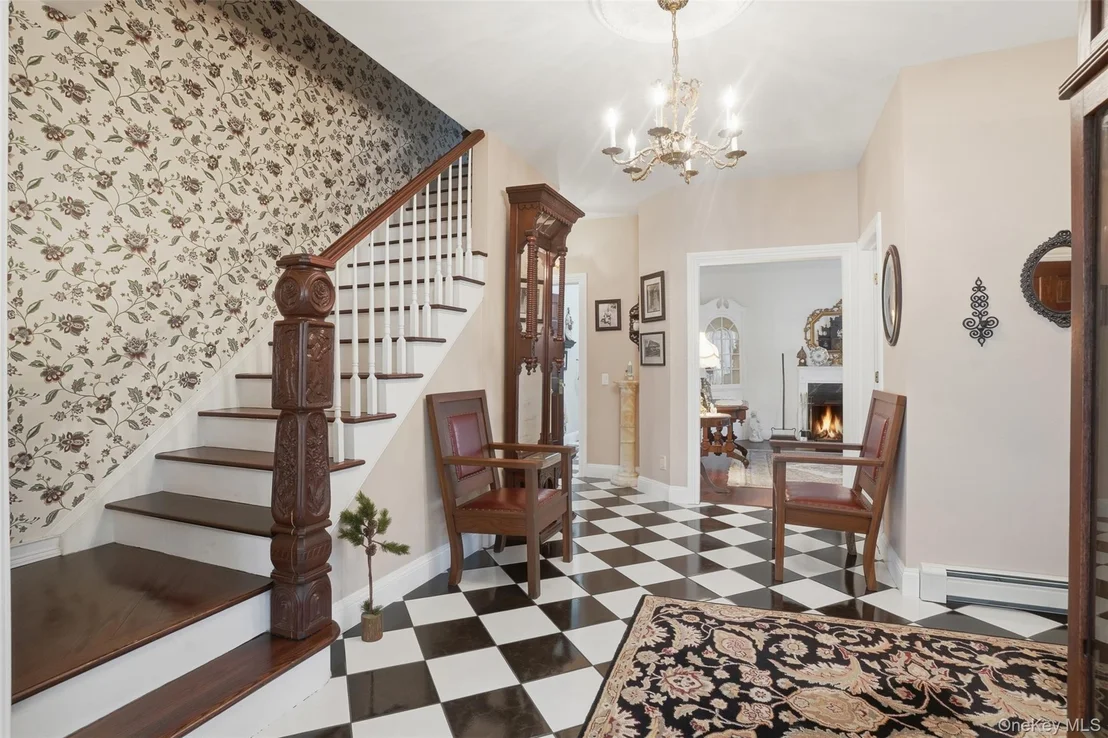 Photo of 17 Skyview Lane