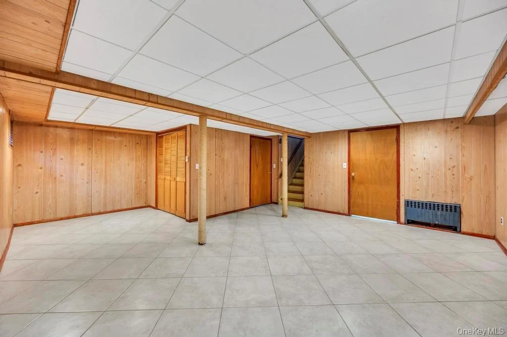 Photo of 2585 Oceanside Road