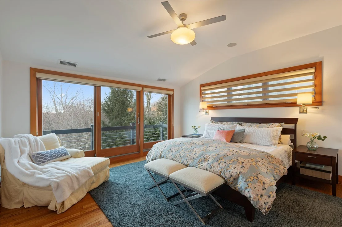 Photo of 44 Riverview Road