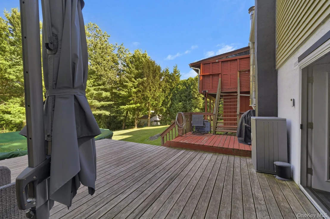Photo of 128 Kentview Drive