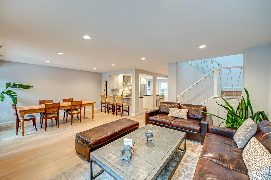 Photo of 12 Sutton Place