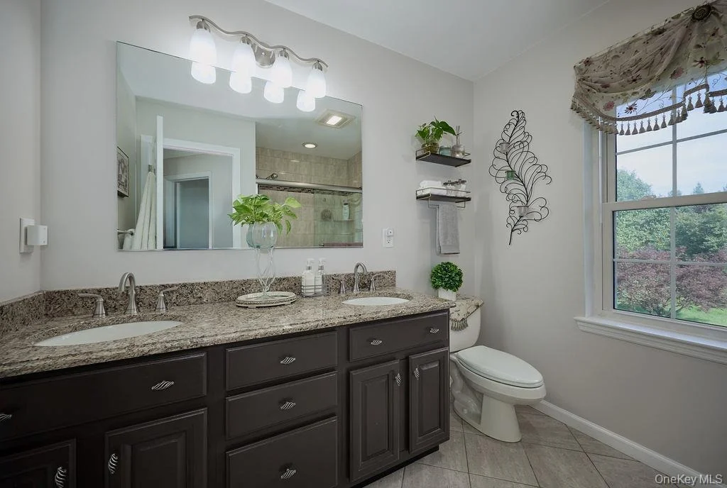 Photo of 274 Robinson Lane