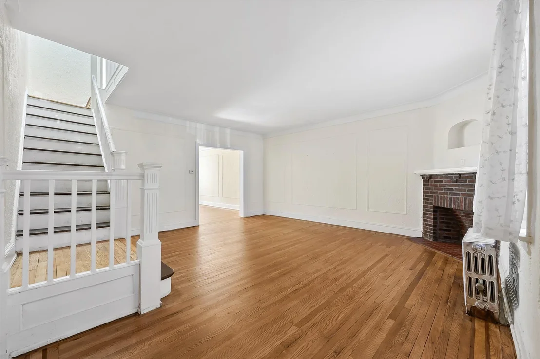 Photo of 29-03 167th Street