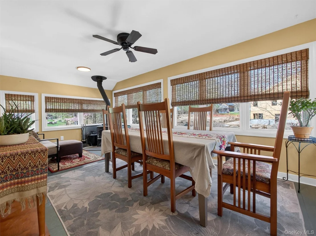 Photo of 98 Greenbush Road