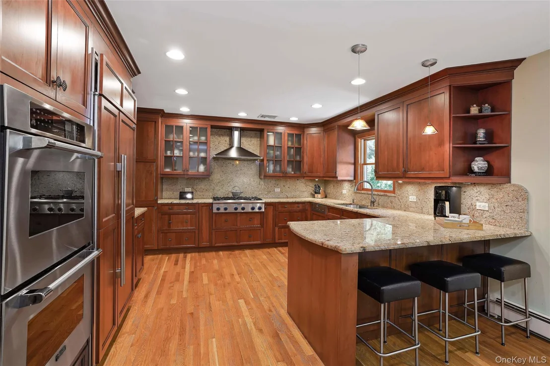 Photo of 2 Rochambeau Drive