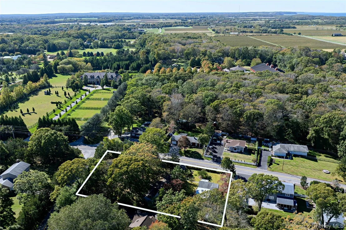 Photo of 2000 Cox Neck Road