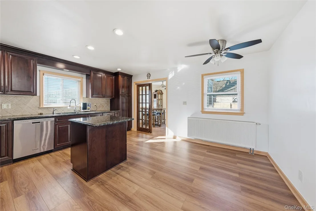 Photo of 295 union Avenue
