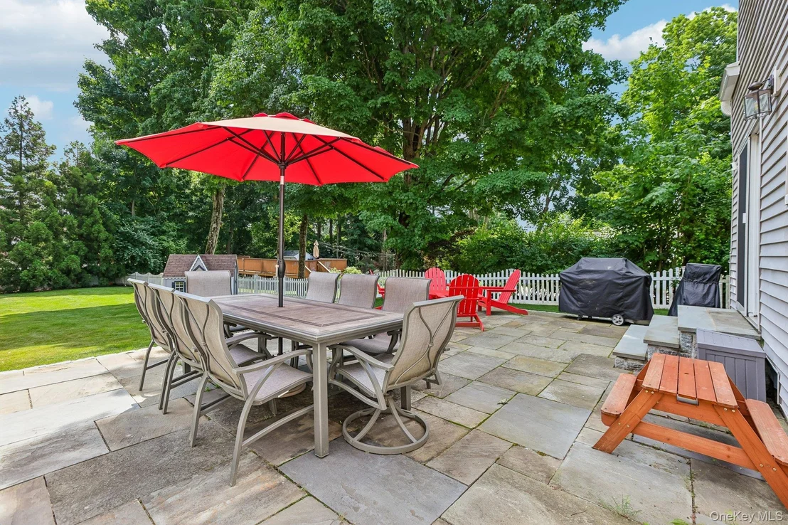 Photo of 512 Westlake Drive