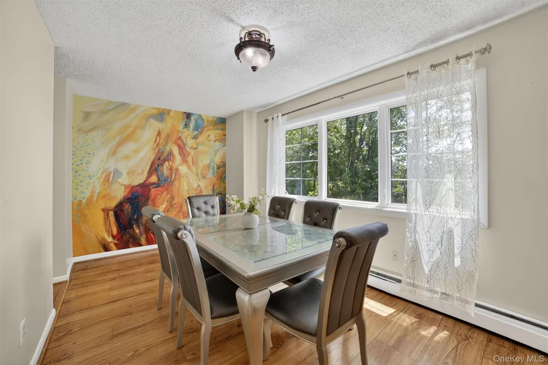 Photo of 9 Maple Crest Drive